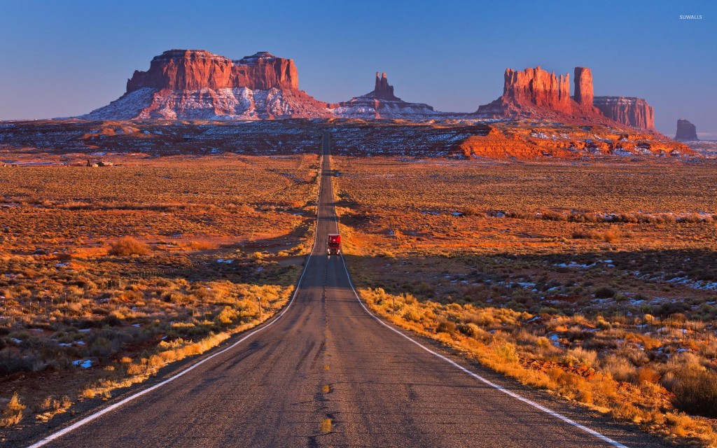 Monument Valley และทางหลวง